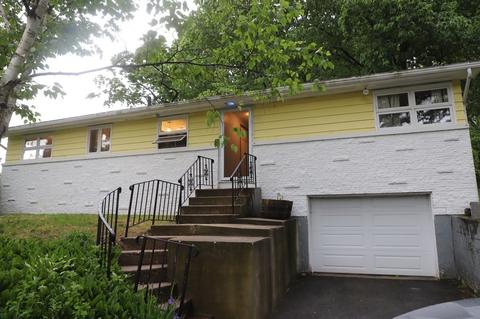 65 Lenox Rd, Holyoke, MA 01040