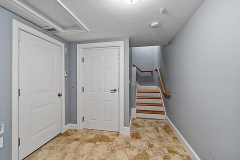 152 Water St #16, Danvers, MA 01923 photo 8