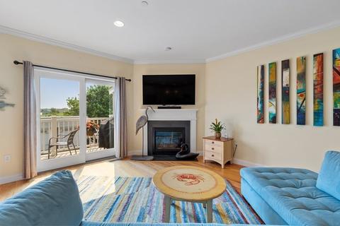 152 Water St #16, Danvers, MA 01923 photo 18