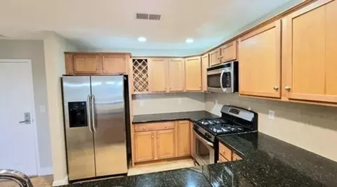 120 Wyllis Ave #320, Everett, MA 02149 photo 8