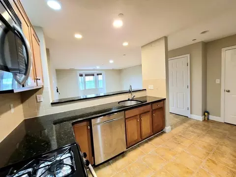 120 Wyllis Ave #320, Everett, MA 02149 photo 9