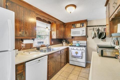 17 Kenneth Rd, Easthampton, MA 01027 photo 10