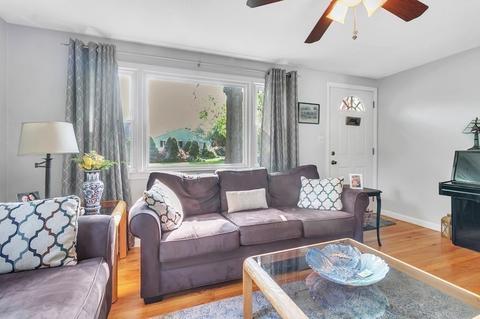 17 Kenneth Rd, Easthampton, MA 01027 photo 3
