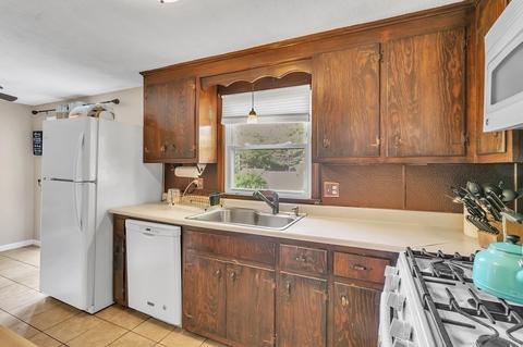 17 Kenneth Rd, Easthampton, MA 01027 photo 11