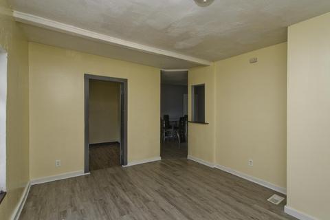 16 Nelson Ave, Springfield, MA 01109 photo 21