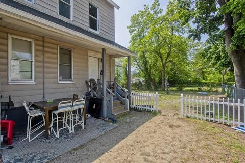 16 Nelson Ave, Springfield, MA 01109 photo 6
