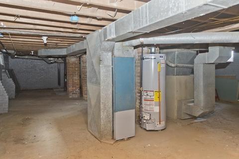 16 Nelson Ave, Springfield, MA 01109 photo 32
