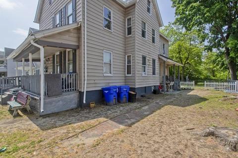 16 Nelson Ave, Springfield, MA 01109 photo 3