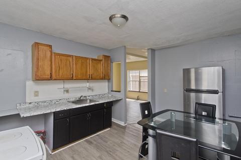 16 Nelson Ave, Springfield, MA 01109 photo 15