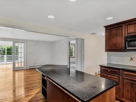 20 Tomahawk Dr, Barnstable, MA 02632 photo 5