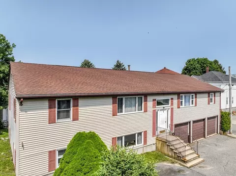 125 Downing St, Fall River, MA 02723 photo 2