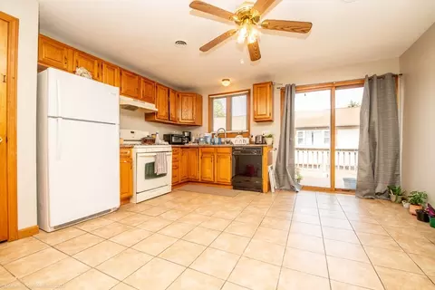 125 Downing St, Fall River, MA 02723 photo 14