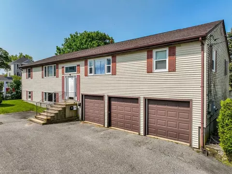 125 Downing St, Fall River, MA 02723 photo 1
