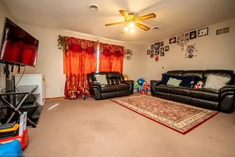 125 Downing St, Fall River, MA 02723 photo 28