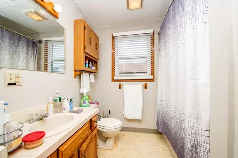 125 Downing St, Fall River, MA 02723 photo 15