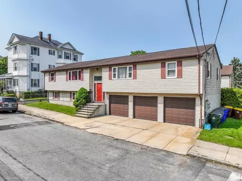 3 Goss St, Fall River, MA 02723 photo 1