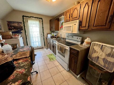 47 Fox St, Worcester, MA 01604 photo 28