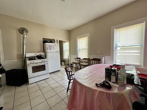 47 Fox St, Worcester, MA 01604 photo 18