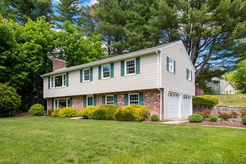 2 Brookside Cir, Acton, MA 01720