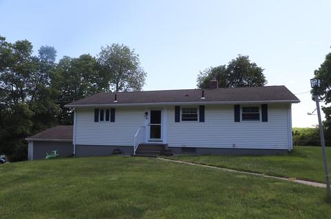 40 Redin Dr, East Longmeadow, MA 01028