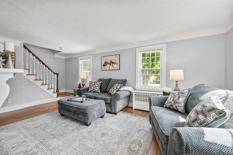 18 Hampton St, Auburn, MA 01501 photo 7