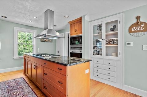 18 Hampton St, Auburn, MA 01501 photo 10