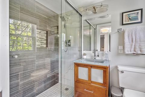18 Hampton St, Auburn, MA 01501 photo 18