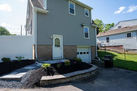 18 Hampton St, Auburn, MA 01501 photo 5