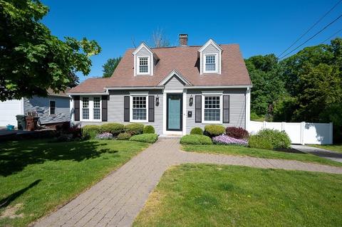 18 Hampton St, Auburn, MA 01501 photo 3