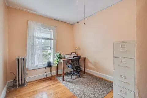 37 Phoenix St, Springfield, MA 01104 photo 20