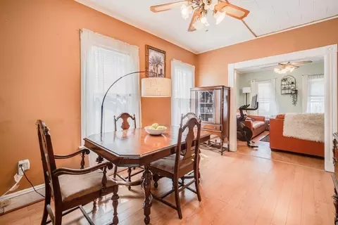 37 Phoenix St, Springfield, MA 01104 photo 8