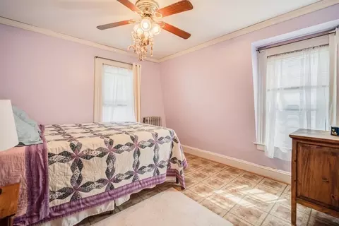 37 Phoenix St, Springfield, MA 01104 photo 18