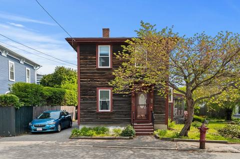 45 Liberty St, Newburyport, MA 01950