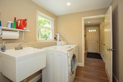 30 Collins Ave, Reading, MA 01867 photo 24