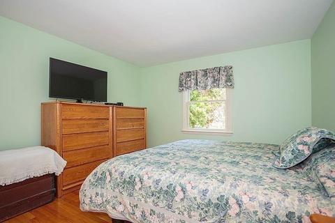 30 Collins Ave, Reading, MA 01867 photo 15