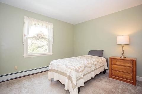30 Collins Ave, Reading, MA 01867 photo 19