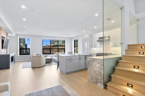 355 Congress St #PH1, Boston, MA 02210