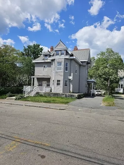 26 Allen St, Brockton, MA 02301