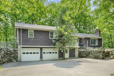 90 Holden St, Shrewsbury, MA 01545