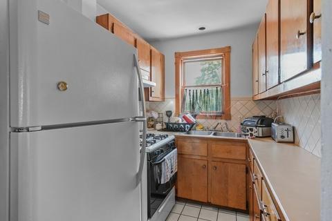 65 Brayton Ave, Fall River, MA 02721 photo 5