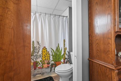 65 Brayton Ave, Fall River, MA 02721 photo 9