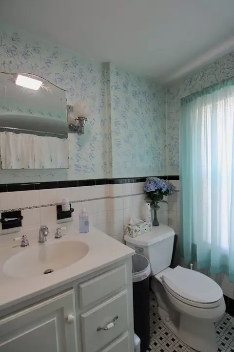 158 Gillette Ave, Springfield, MA 01118 photo 22