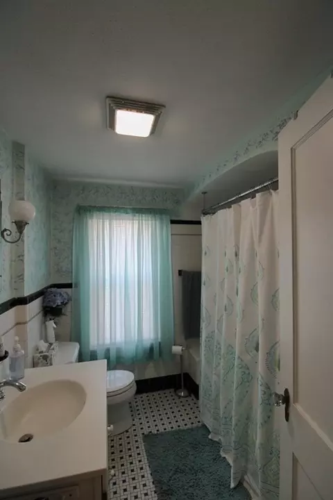 158 Gillette Ave, Springfield, MA 01118 photo 21