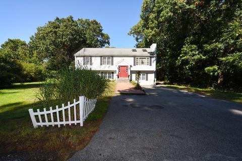 238 Forest St, Rockland, MA 02370