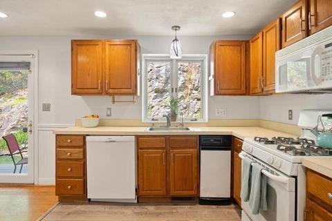 14 Deer Path #2, Maynard, MA 01754 photo 16