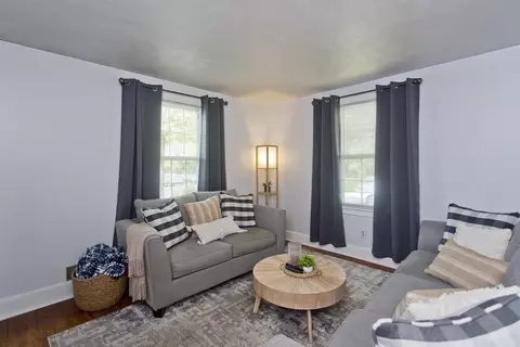 43 Marchioness Rd, Springfield, MA 01129 photo 6