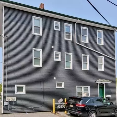 542 4th St, Fall River, MA 02721 photo 2