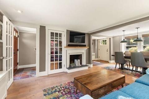887 Washington St, Gloucester, MA 01930 photo 14