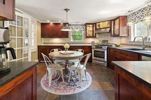 887 Washington St, Gloucester, MA 01930 photo 10