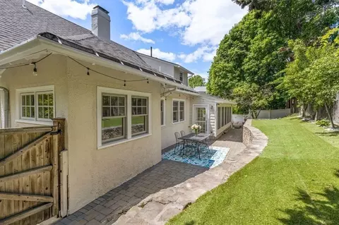 25 Windsor Rd, Brookline, MA 02445 photo 29